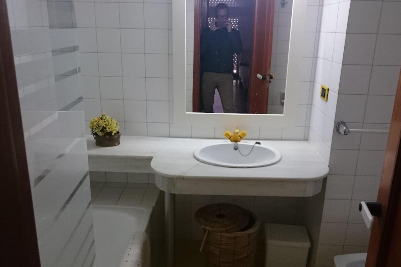 Se Alquila Piso Centrico En Sanxenxo C/Garaje Daire Dış mekan fotoğraf